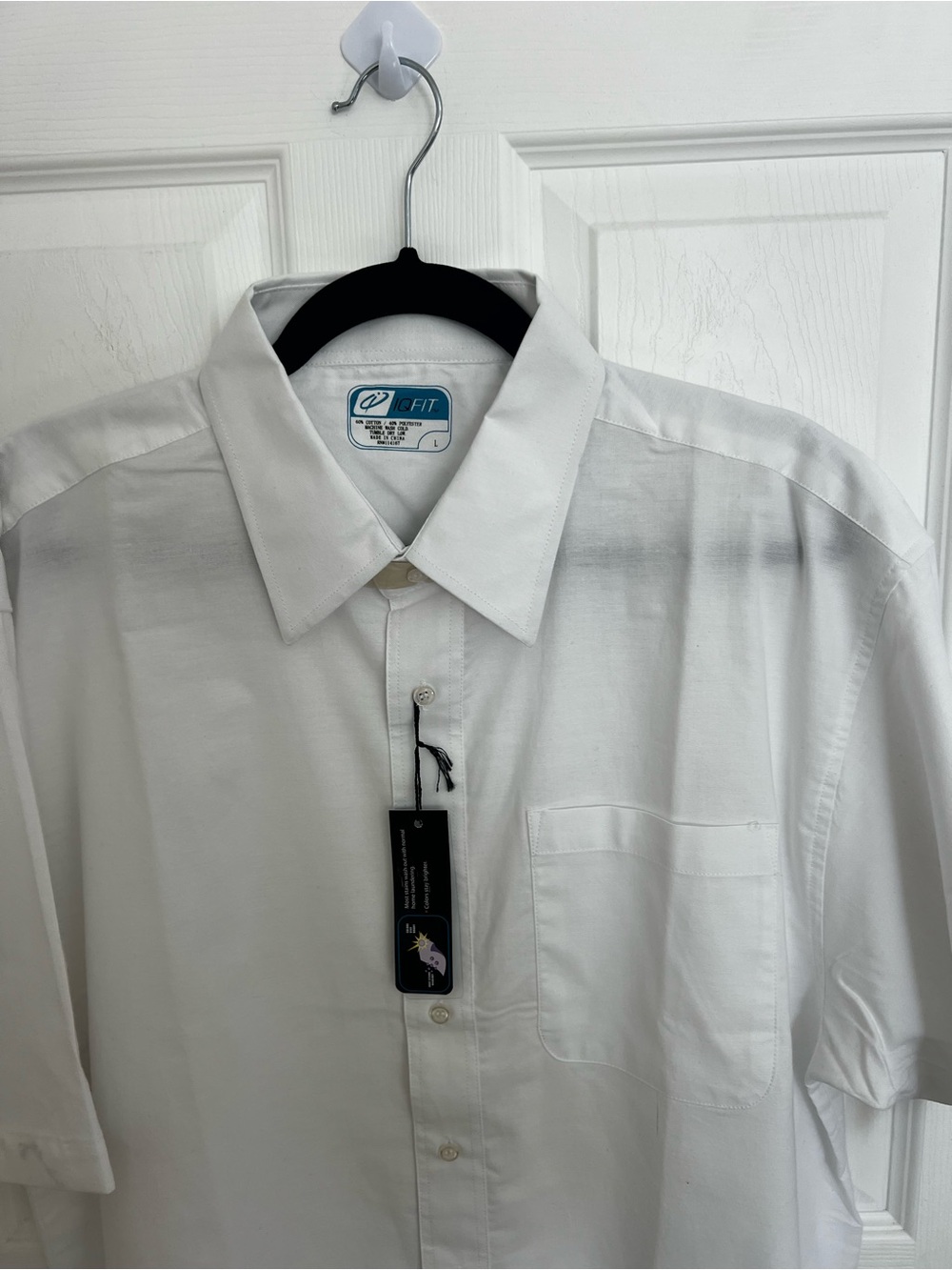 Classic White Short-Sleeve Dress Shirt - Picture 8 of 11